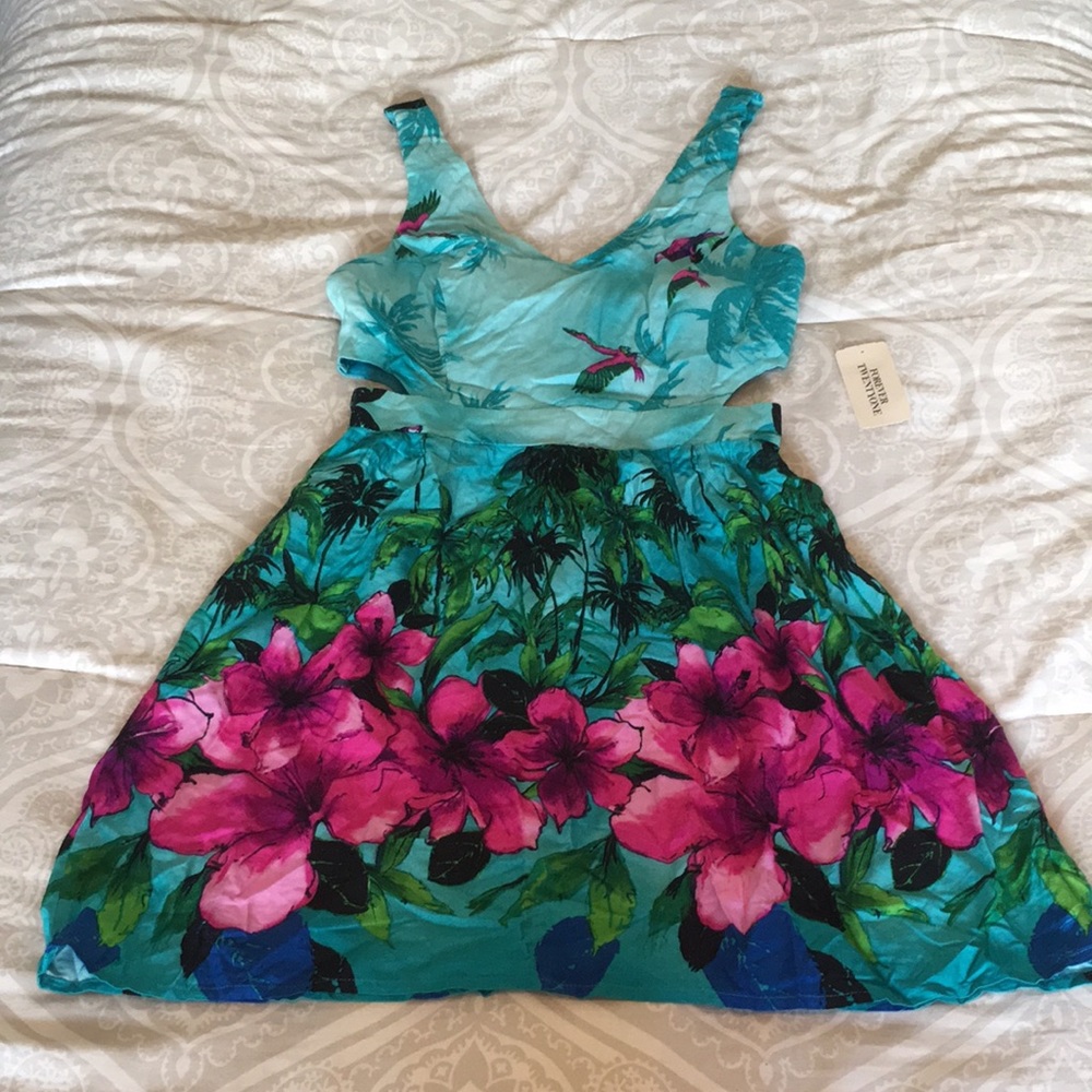 Forever 21 tropical 🏝 mini dress